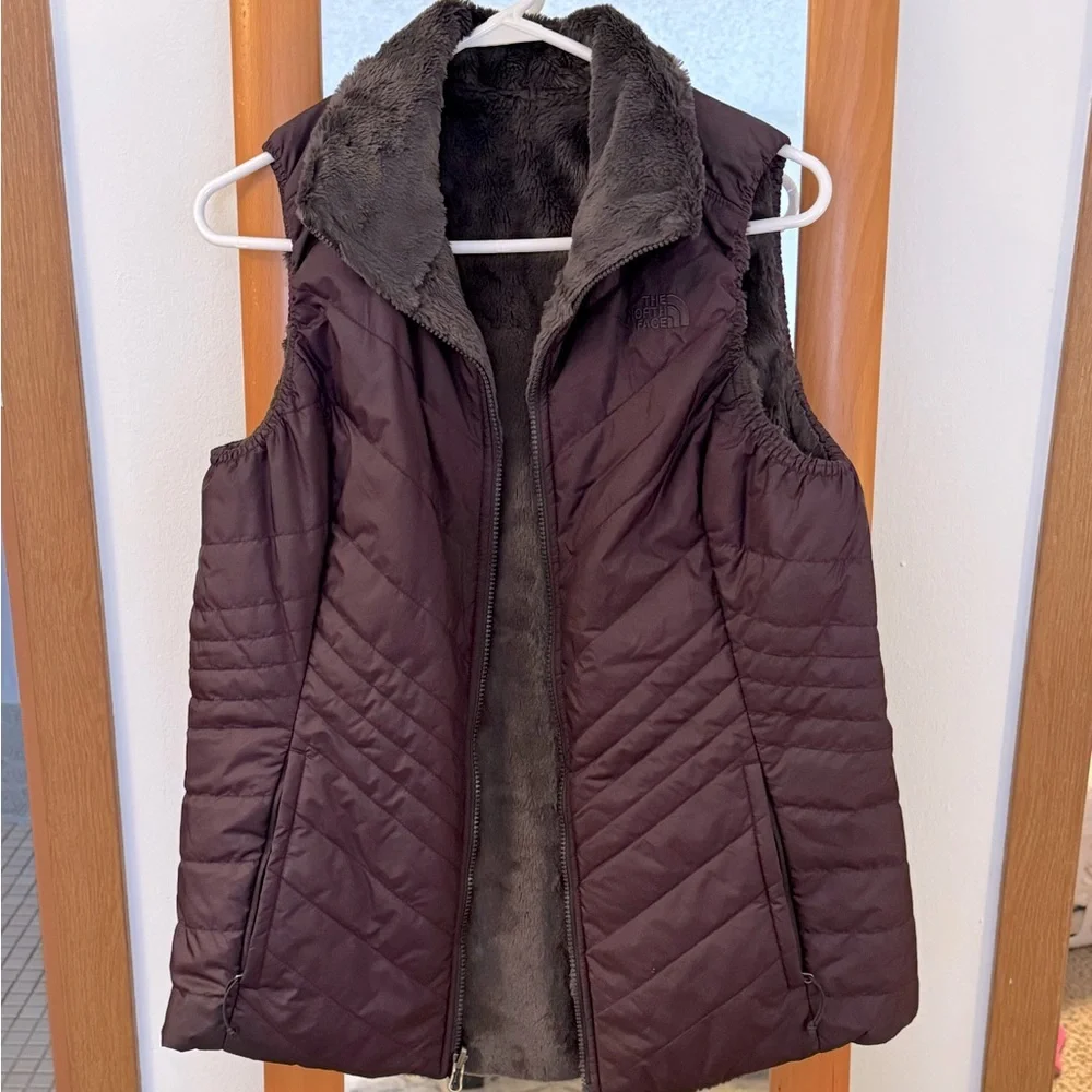 Northface Reversible Vest Size L - Picture 1 of 4